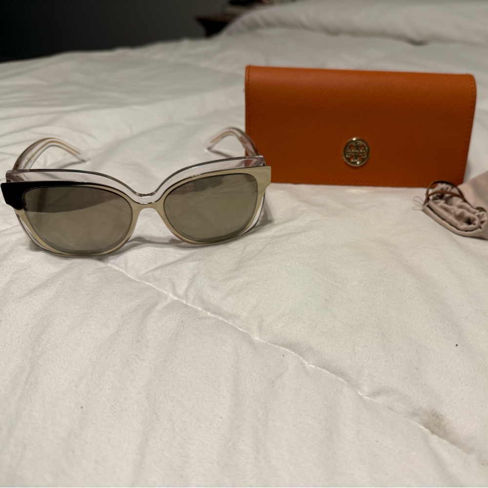 Tory Burch Sunglasses with Orange Case